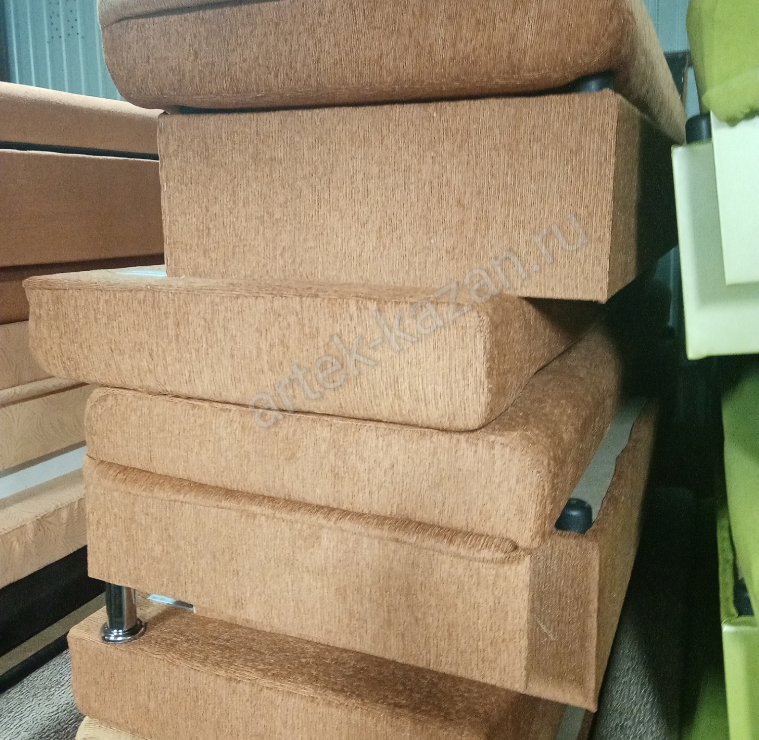 Диваны -Эконом- недорого из цеха, цены от 12000руб (уточнять наличие). Купить недорогой диван по низкой цене от производителя можно у нас.